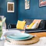 The Hub - 6 Bedrooms & Pool Table * Харрогейт