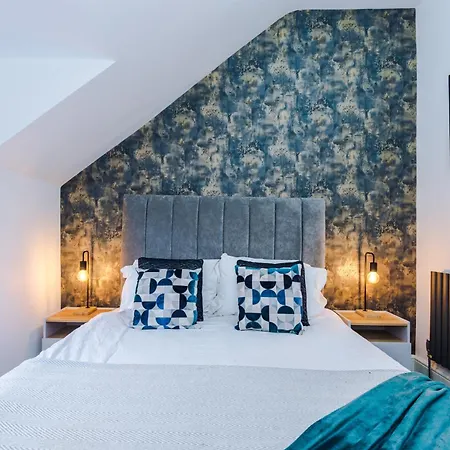 Lägenhet Stylish Boutique Flat In - Sleeps 16 Harrogate