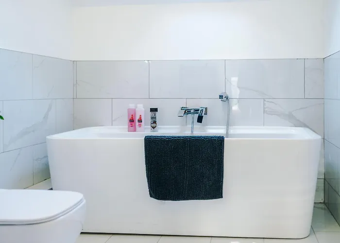 Apartman Sleek 6 Bedroom Abode In Harrogate