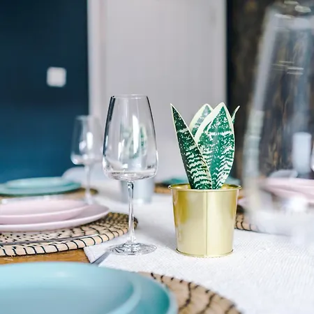 Stylish Boutique Flat In - Sleeps 16 * 해러게이트