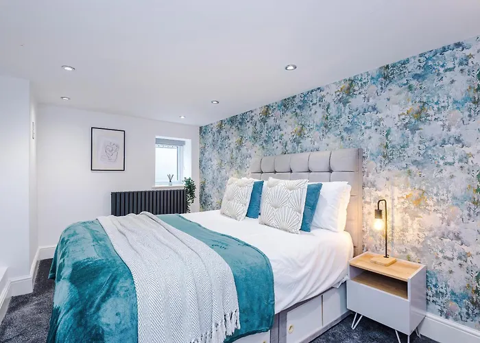 Apartment Sleek 6 Bedroom Abode In Harrogate