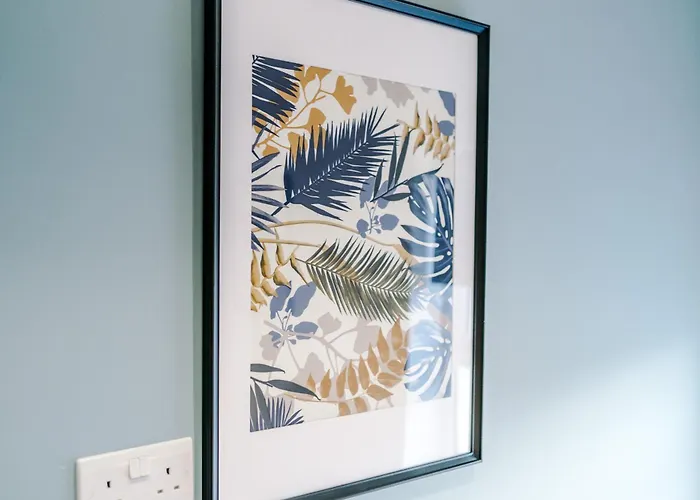 Apartment Sleek 6 Bedroom Abode In Harrogate